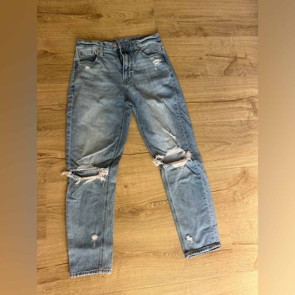 American Eagle Mom Jeans